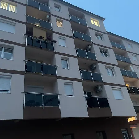 Stan Na Dan Apartment